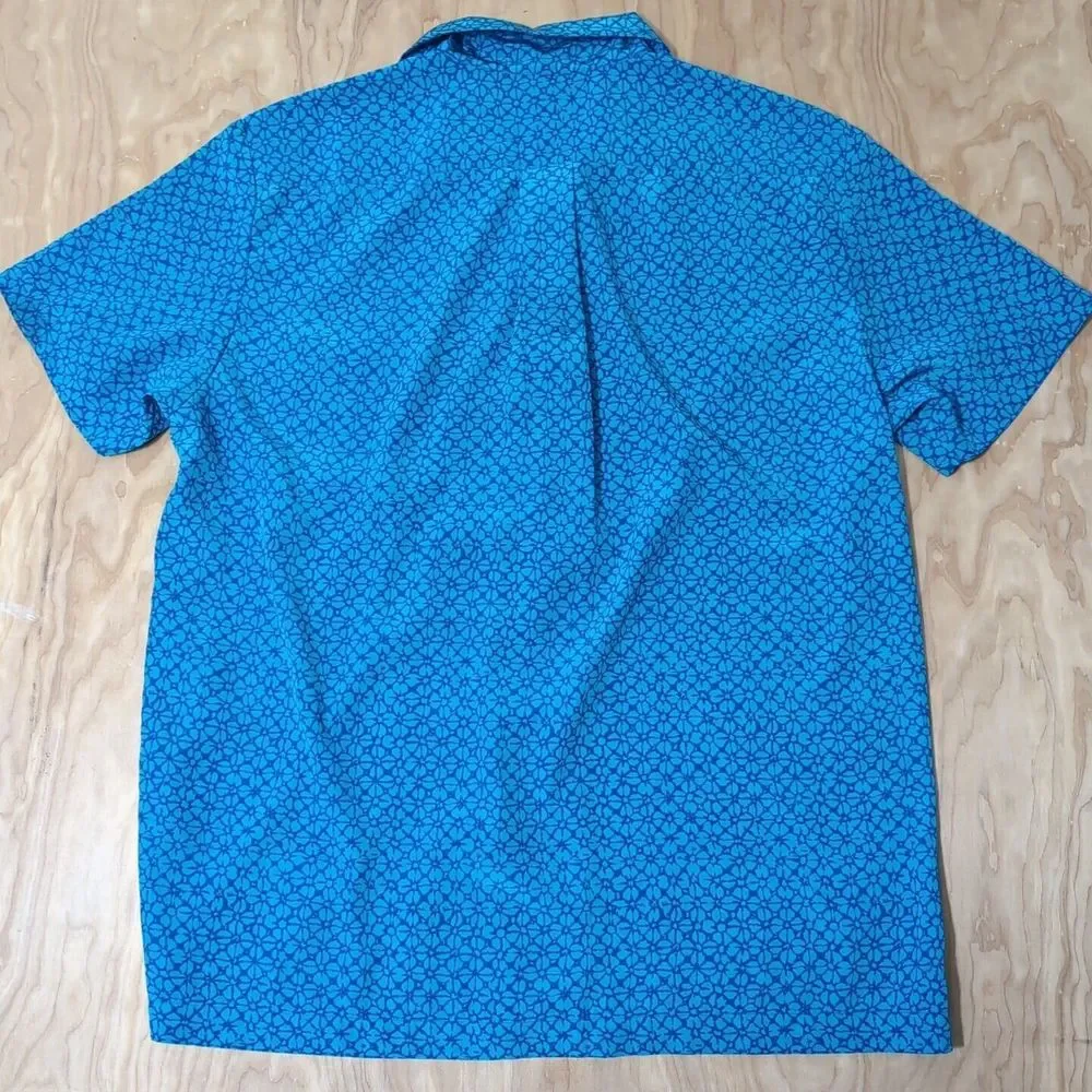 RARE Banana Republic Mens Shirt Size Med Floral Hawaiian‎ 100% Rayon Blue EUC
